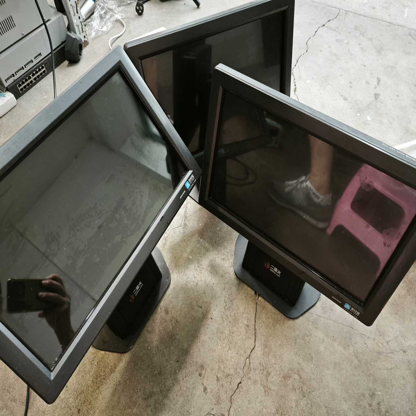 二维火 ZM-FS2000  15.6寸触摸屏收银机,饭店倒-询价客服