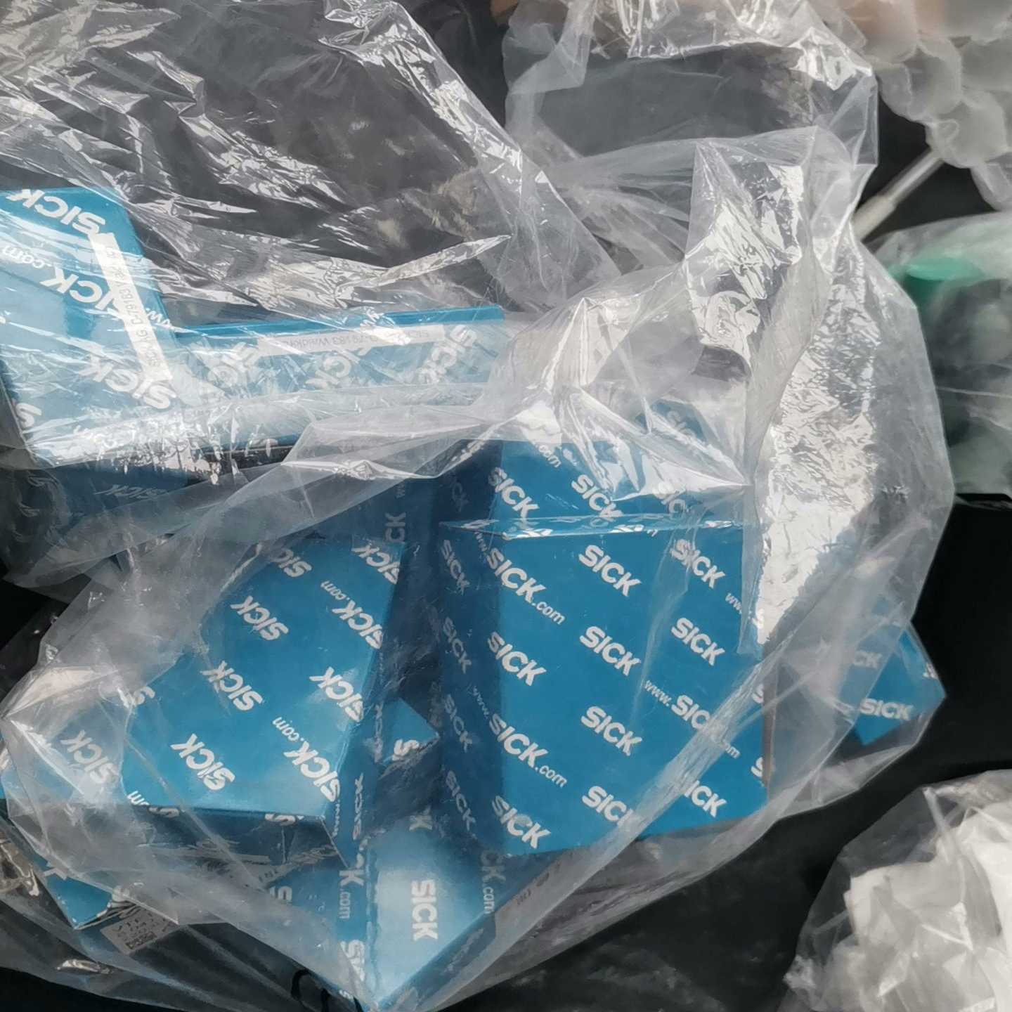 德国SICK传感器VTF180-2N41112货号6041询价