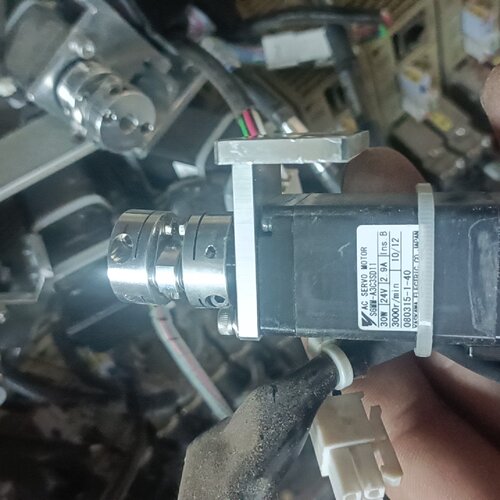 安川伺服电机SGMM-A3C3SD11-议价