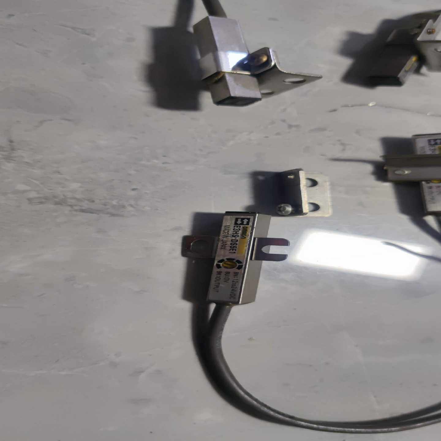 欧姆龙E3HS-DS5E1有4个，E2B-S08K02-WP-议价