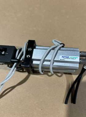 亚德客气缸TWH20X15SLF，功能正常，轻微使用痕迹，价--议价商品