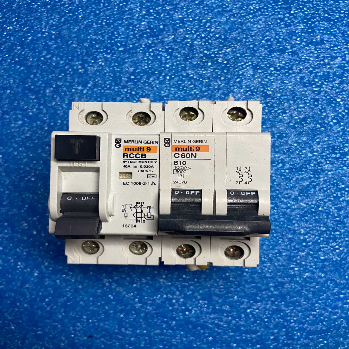 梅兰日兰MULTI9C60N空气开关MERLINGE--议价商品