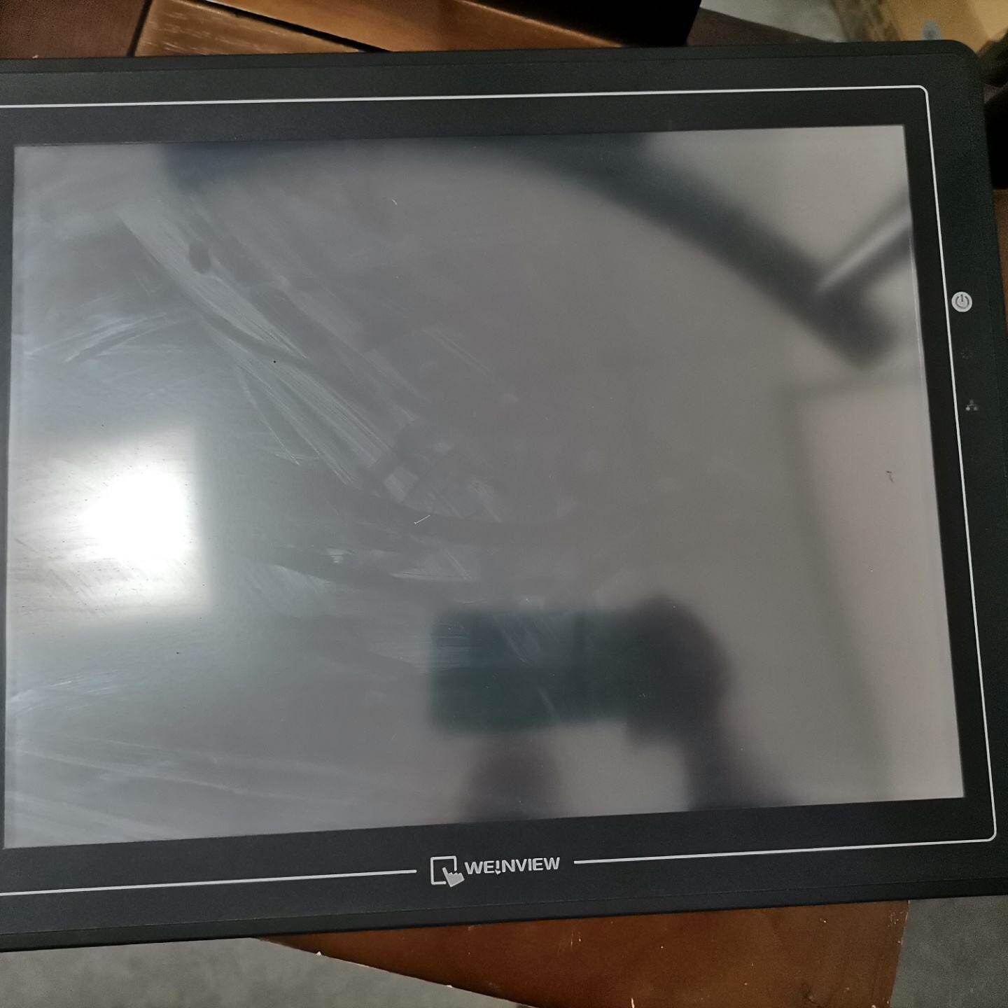 议价--威纶通触摸屏MT8150X 二手拆机货,物品实景实物图片,功