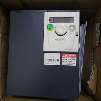 议价施耐德变频器原装ATV312HD11N4三相，380500V，内置EMC