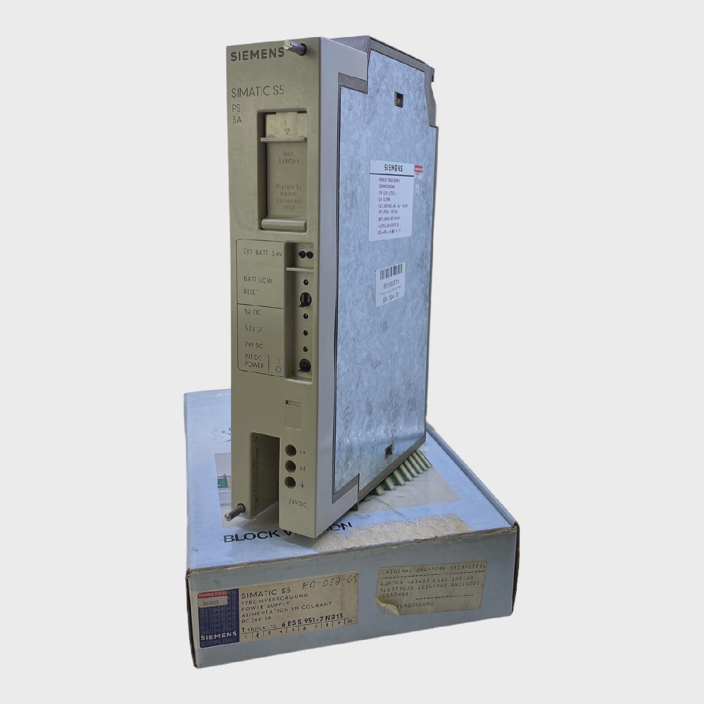 Siemens 6ES59517NB13 Fuente De Alimentacin 5V DC 24V DC  Uso - 实物图