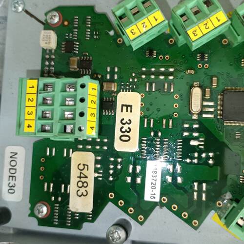 康士伯工业级主板，型号X7，绿色PCB，带接线端子和芯片，接议价