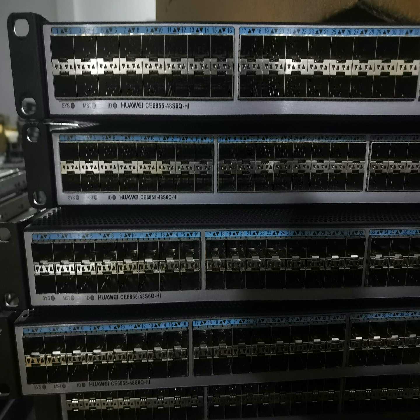 议价万兆交换机。6855-486Q-I,48个1适用