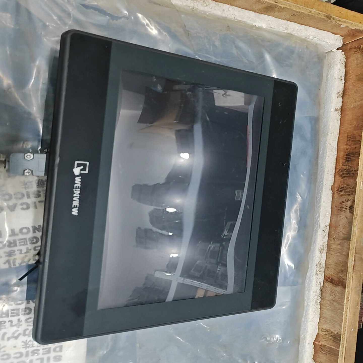 10寸威纶触摸屏／TK6102iV5WV(亚飞商行）