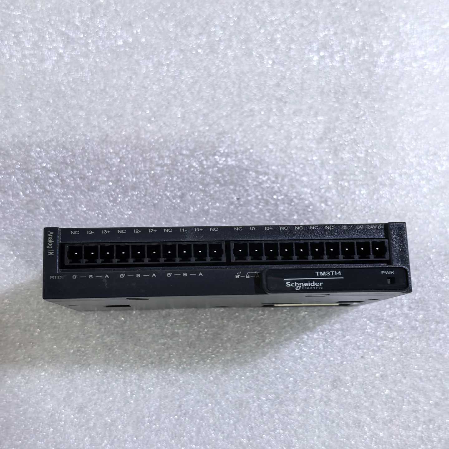 施耐德TM3TI4温度采集模块，日本制造。实物拍摄，成色如图--议价