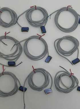 全新施耐德XUM9ANSBL2-NPN极化反射光电传感器--议价商品