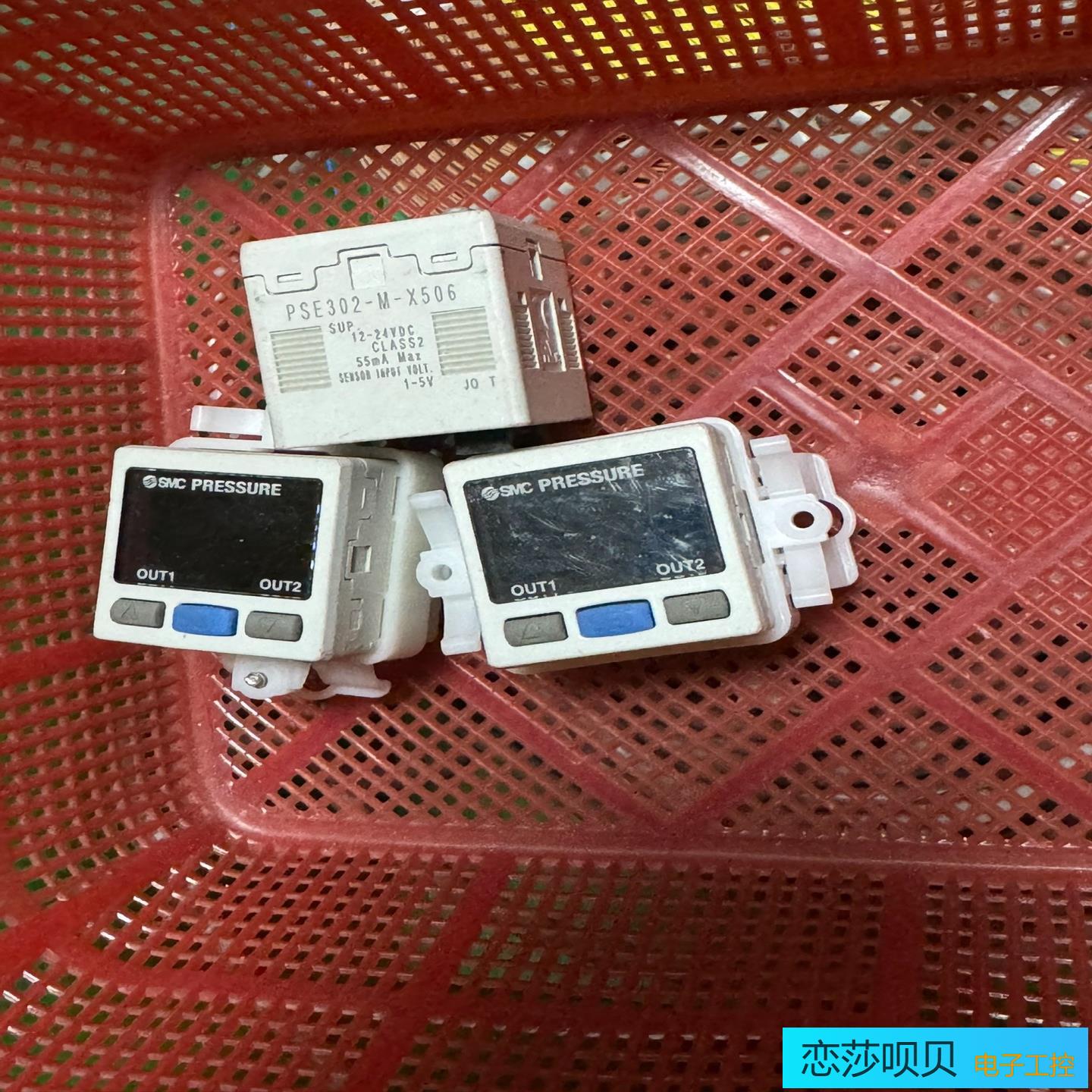 SMC PSE302-M-X506的气动气压控制显示器主机