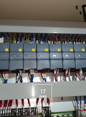 二手拆机西门子S71200S7300橙色可以充新