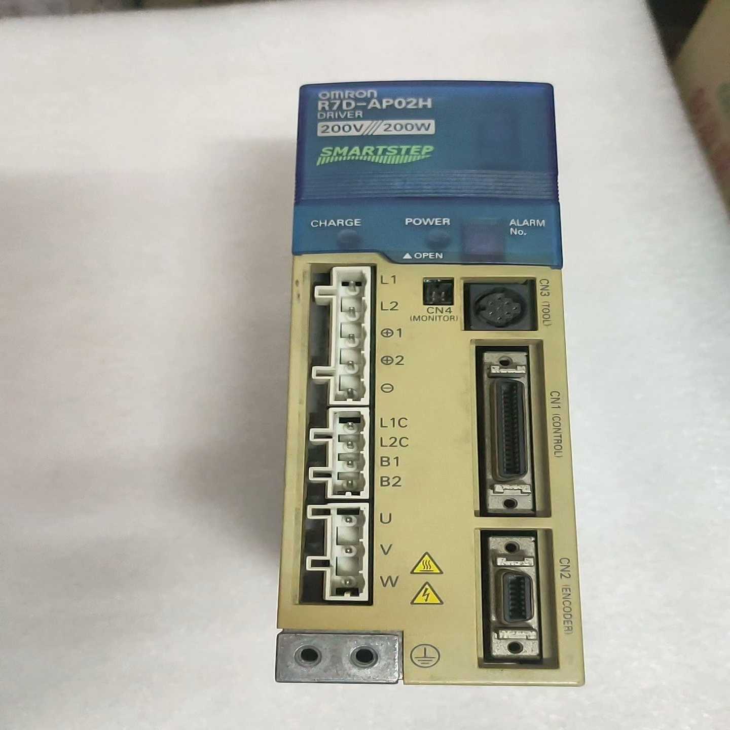 R7D-AP02H伺服驱动器询价