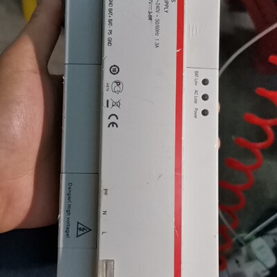 开关电源YSM01PS100240-询