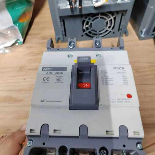 【议价】LS(ABE203b225A)一个225250A的30适用