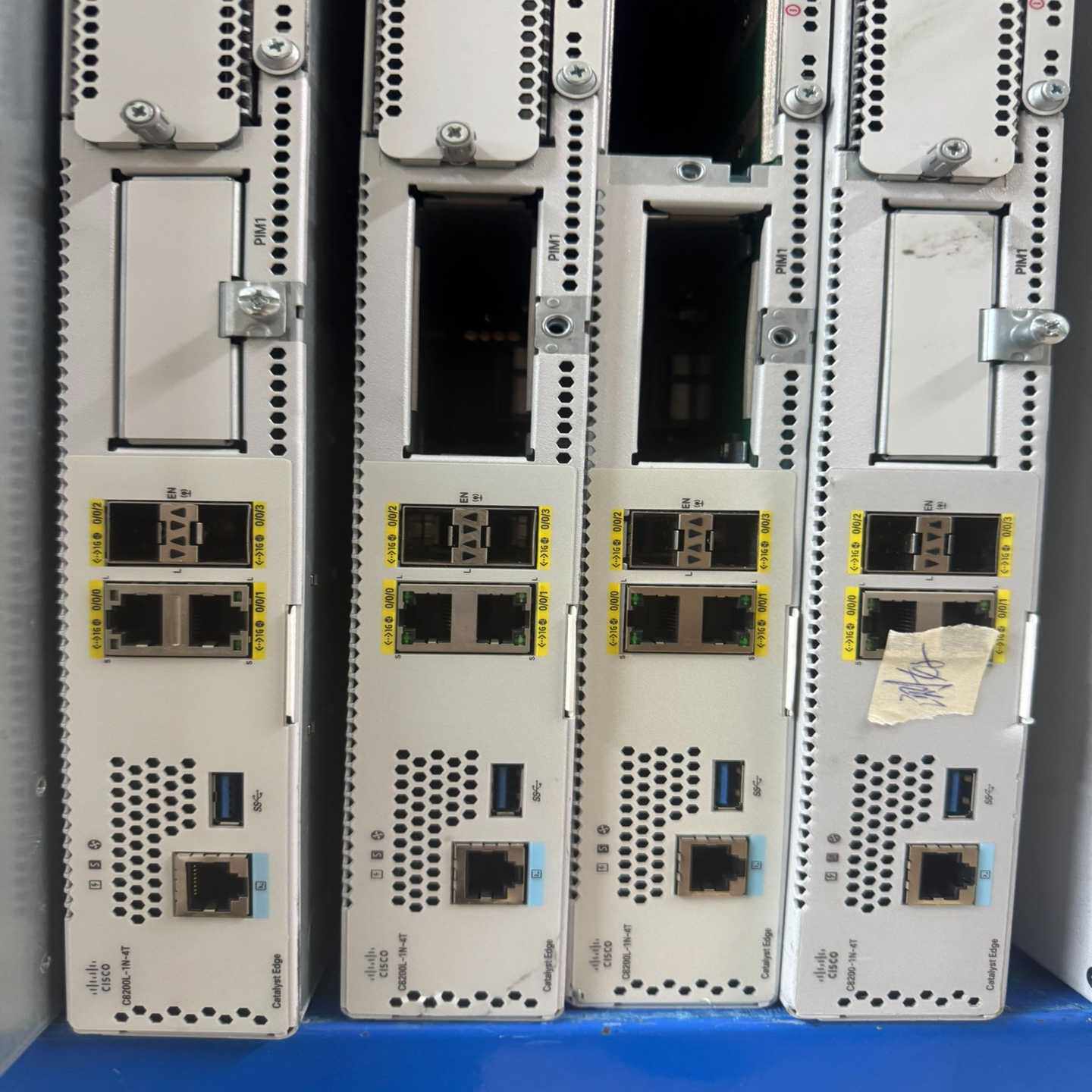 原装二手思科C8200L-1N-4T 4口千兆新款高端路由器~议价