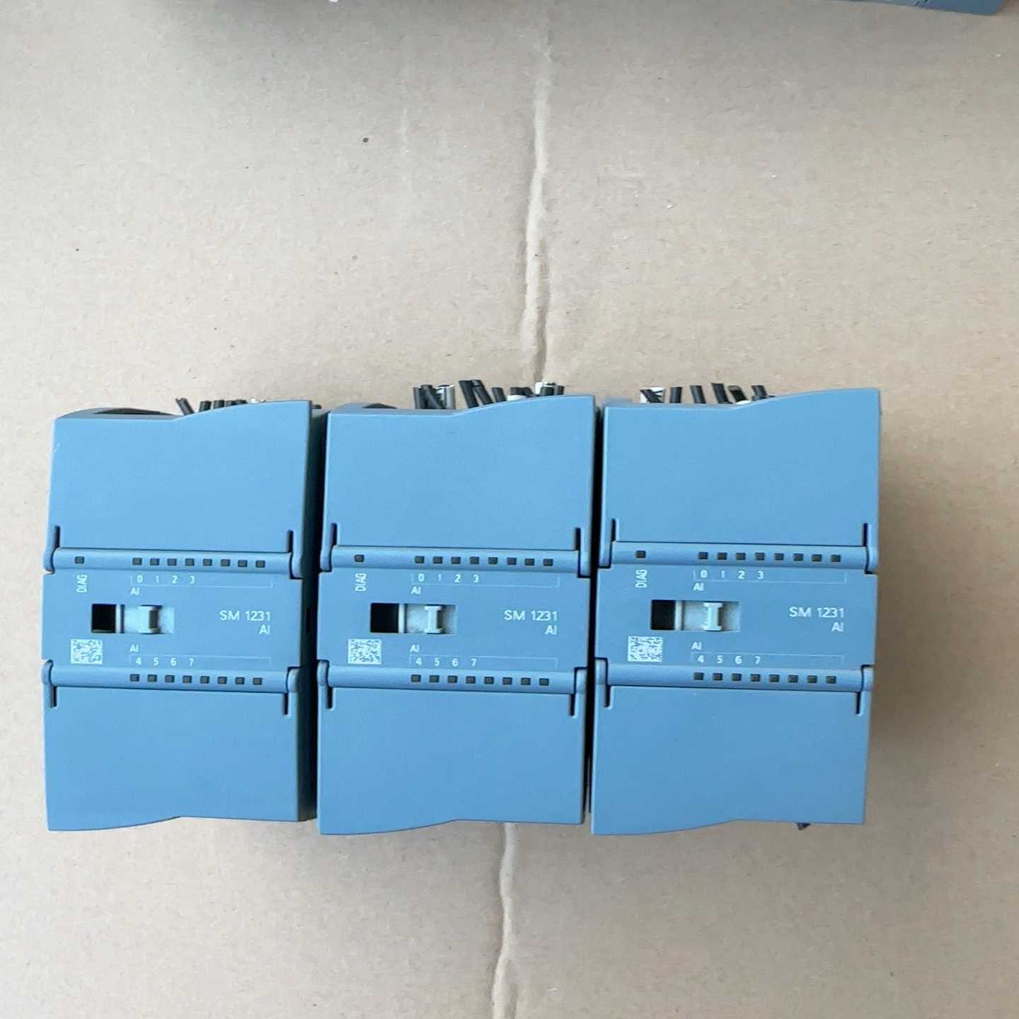 PLCS7-1200模拟量扩展模块SM123询价