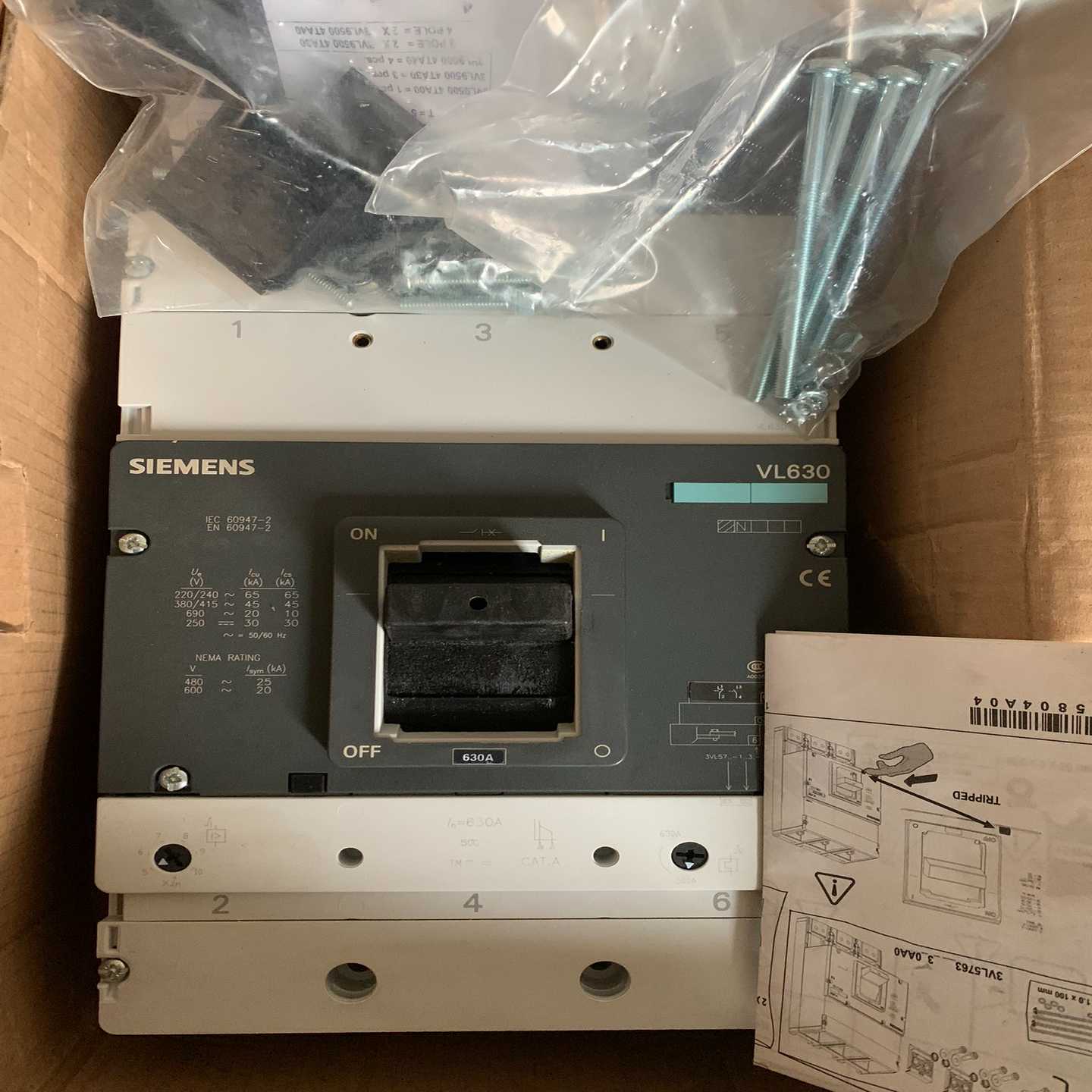 西门子全新库存断路器VL630N3VL5763-1AA3--议价商品