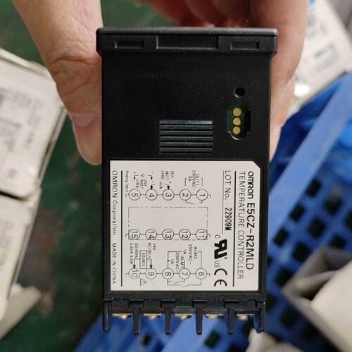 议价欧姆龙温控器E5CZR2MLD