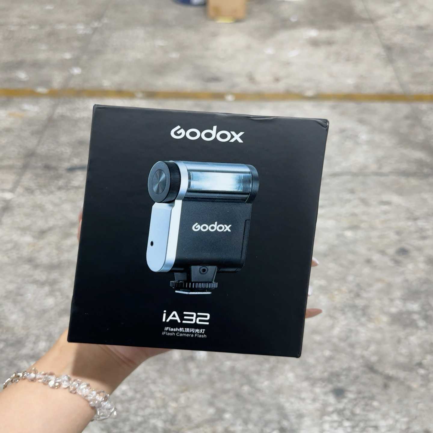 神牛iA32迷你复古闪光灯，微单相机外置机顶热靴灯。全新仅拆--议