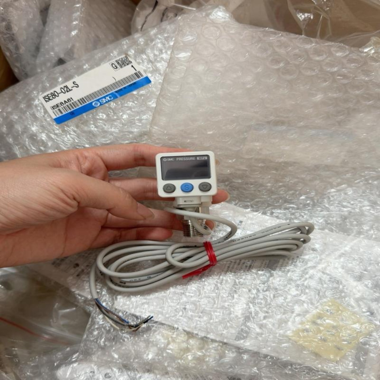 售前询价议价压力开关ISE80-02L-S   可维修