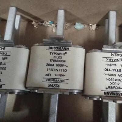 配件BUSSMANN保险 170M3904 170M3905 170M3906 690V 200A 2议价