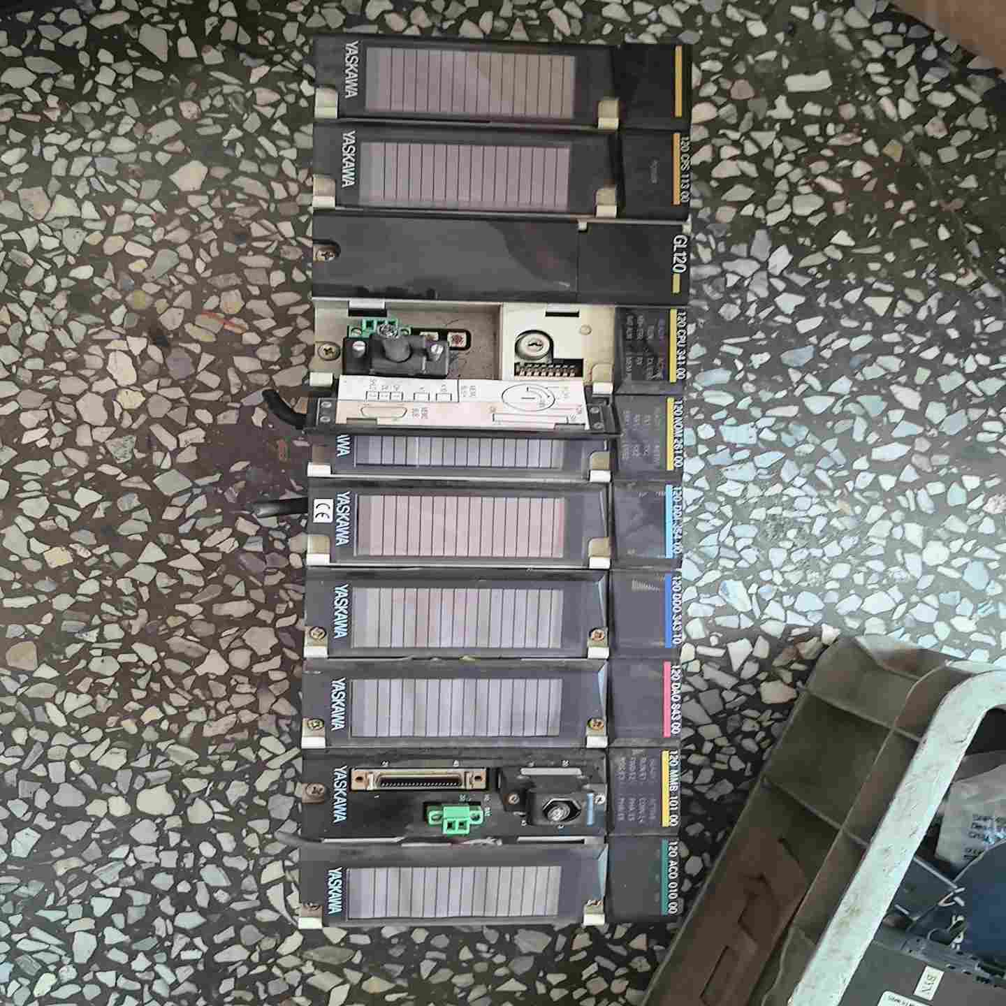 安川PLC120CPU34100，120CPS11300，--议价商品