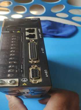 询价~，灰都没有一层汇川IS620PS2R8I-C