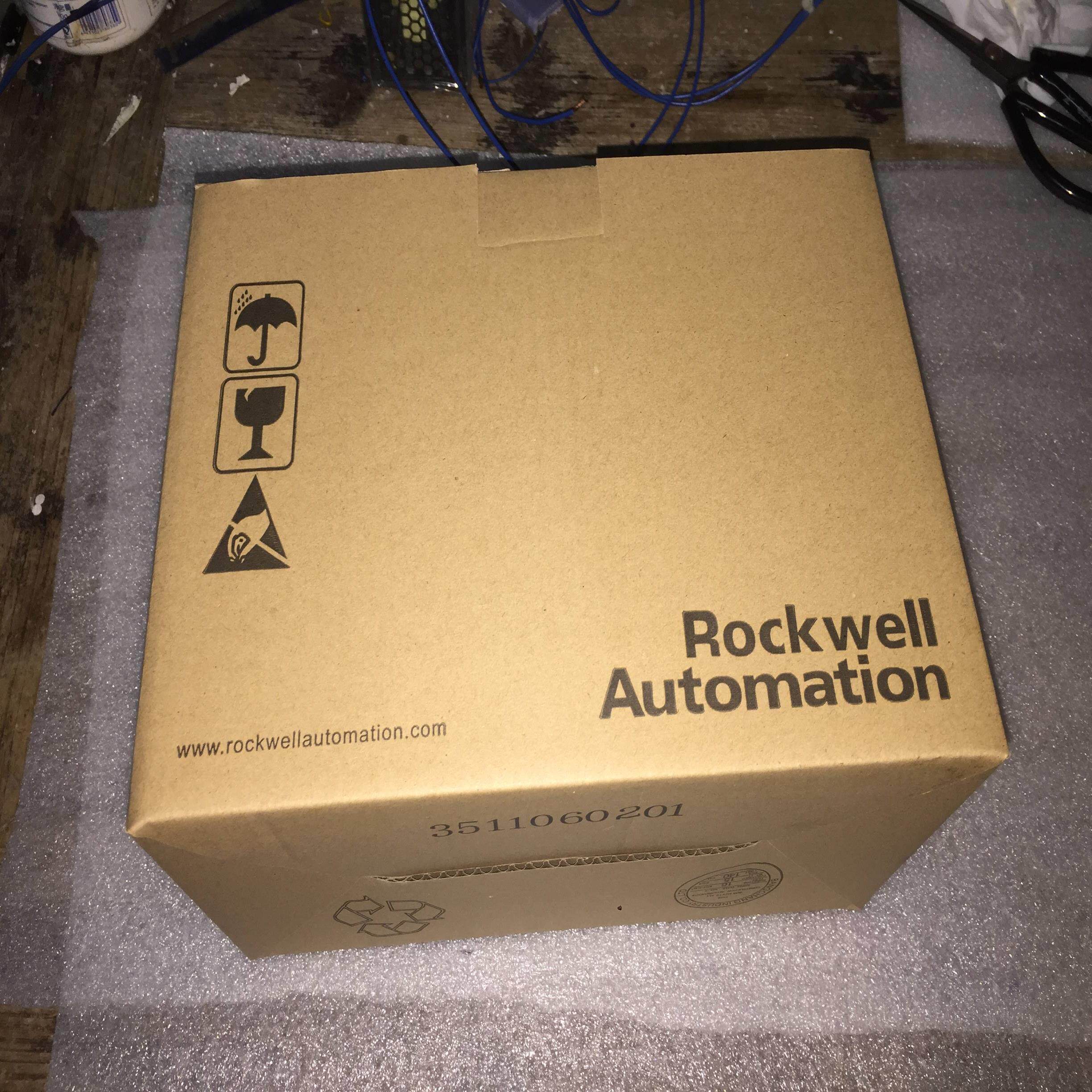 配件AB变频器22A-d2p3d4p0d6p0d8p7n104a6p8a3p6n103议价