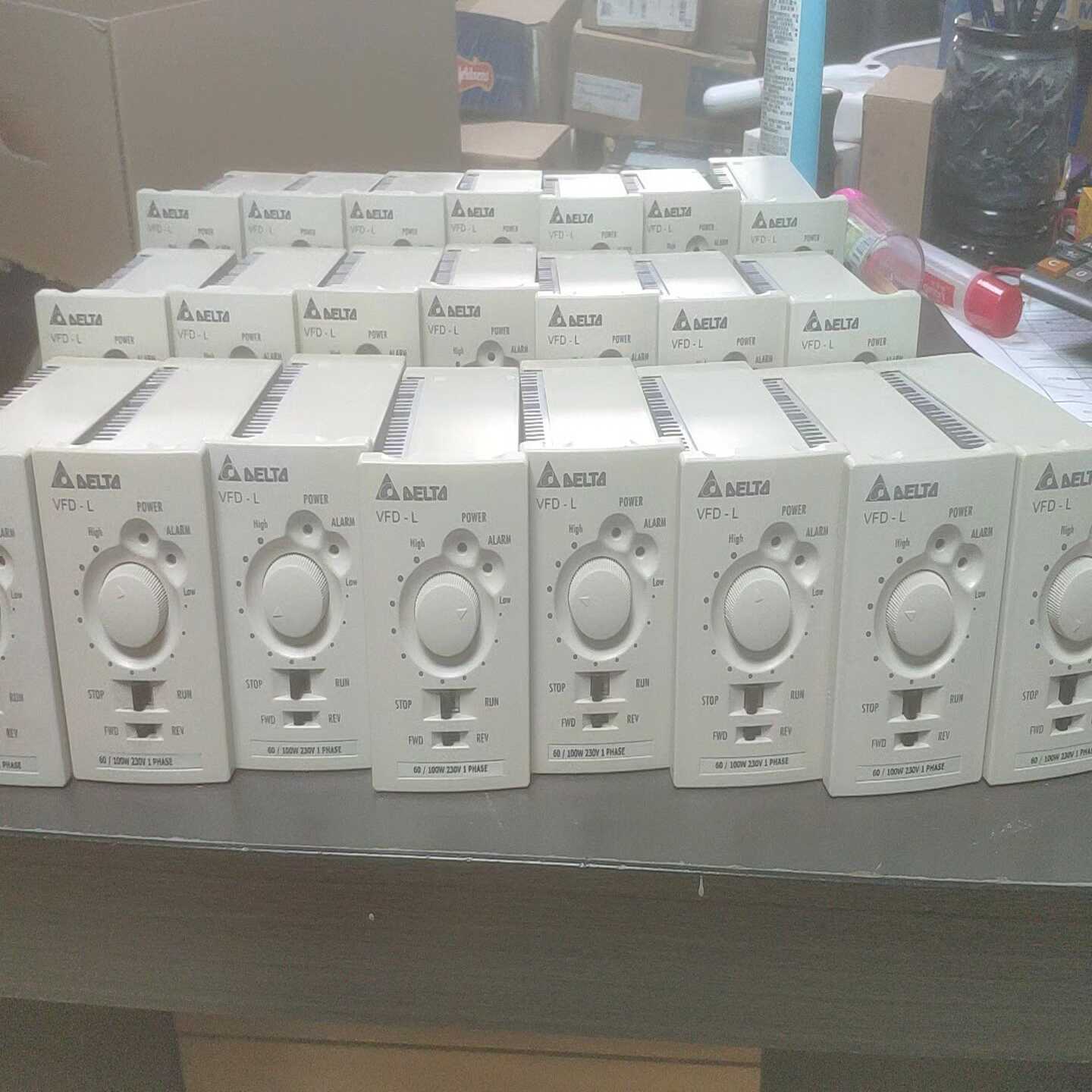 【议价】台达变频器VFD001L21A，适用