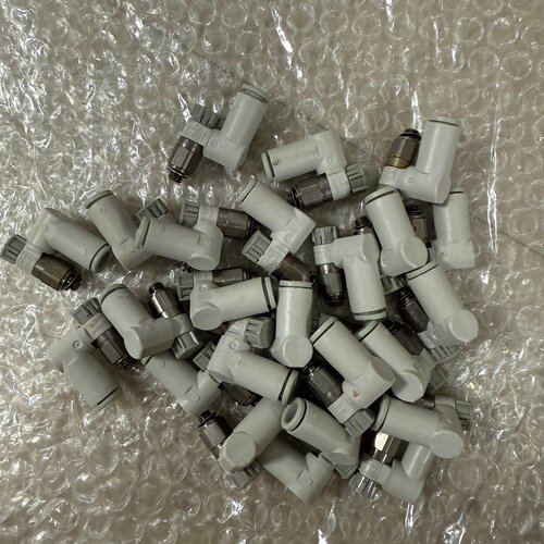 【询价】AS1301F-M5-06A 不是了25个 100