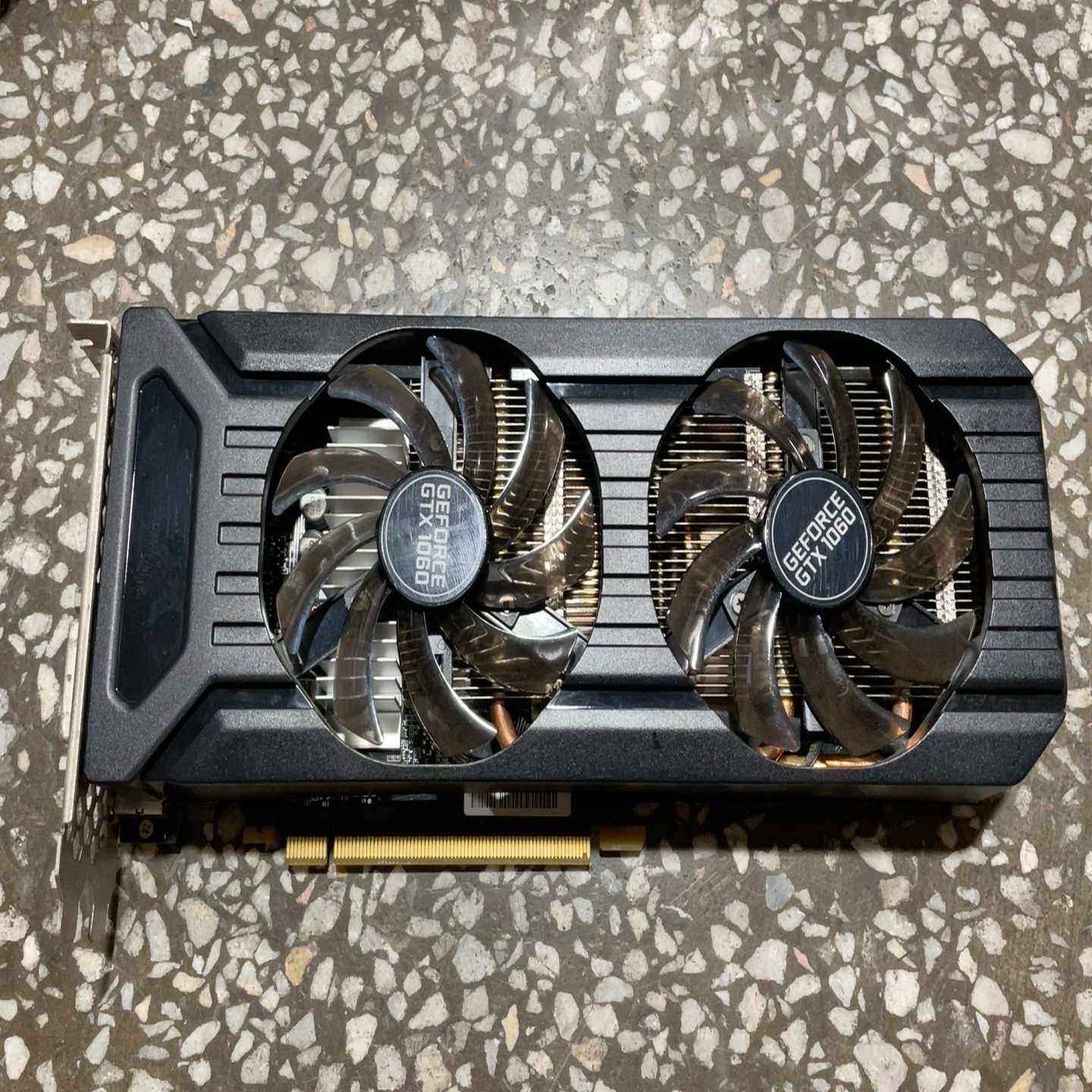 GTX10606G显卡，成色很好，无拆无修，双风扇单6pi--议价商品