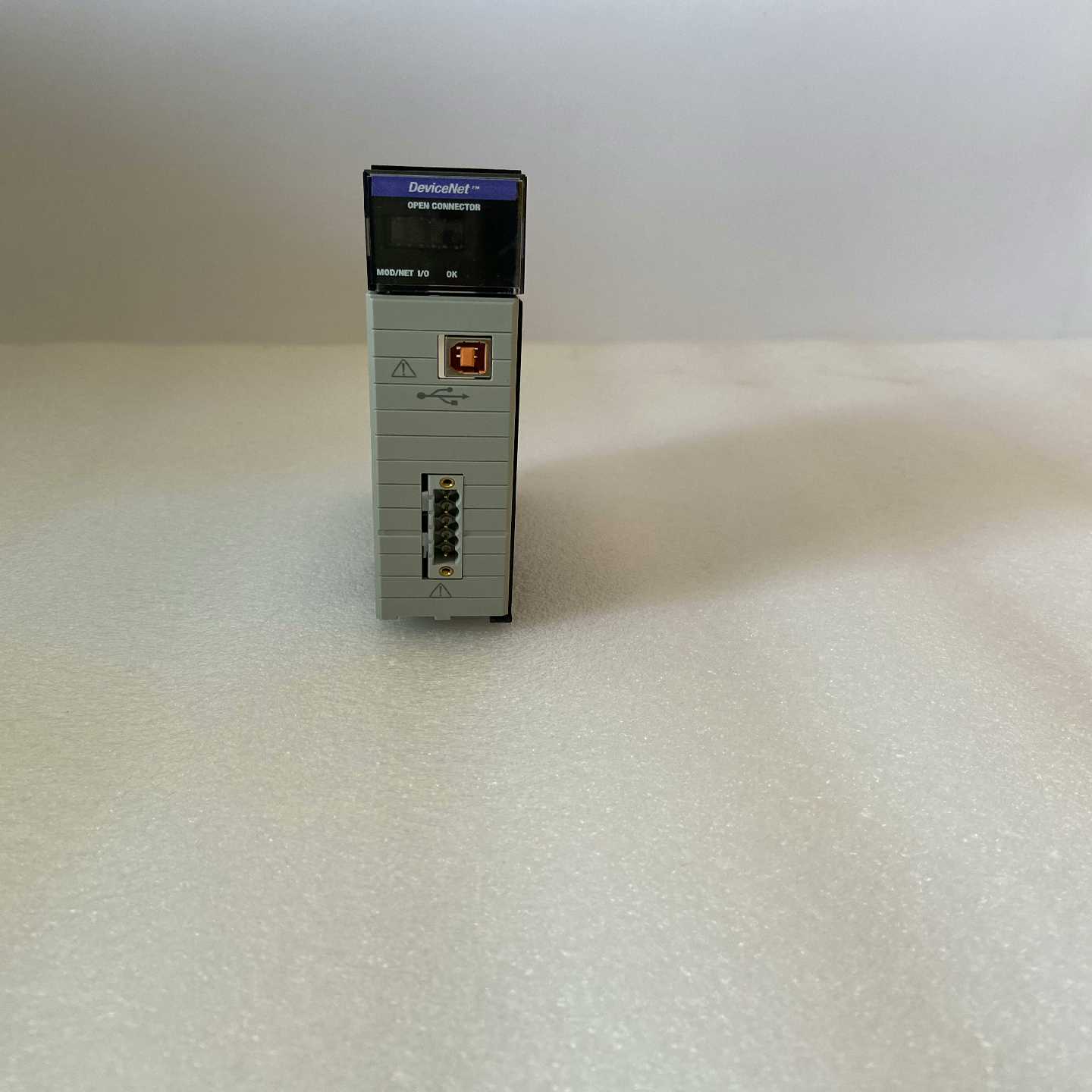 ALLEN BRADLEY  1756-DNB 拍前请联系（佳毅工控）