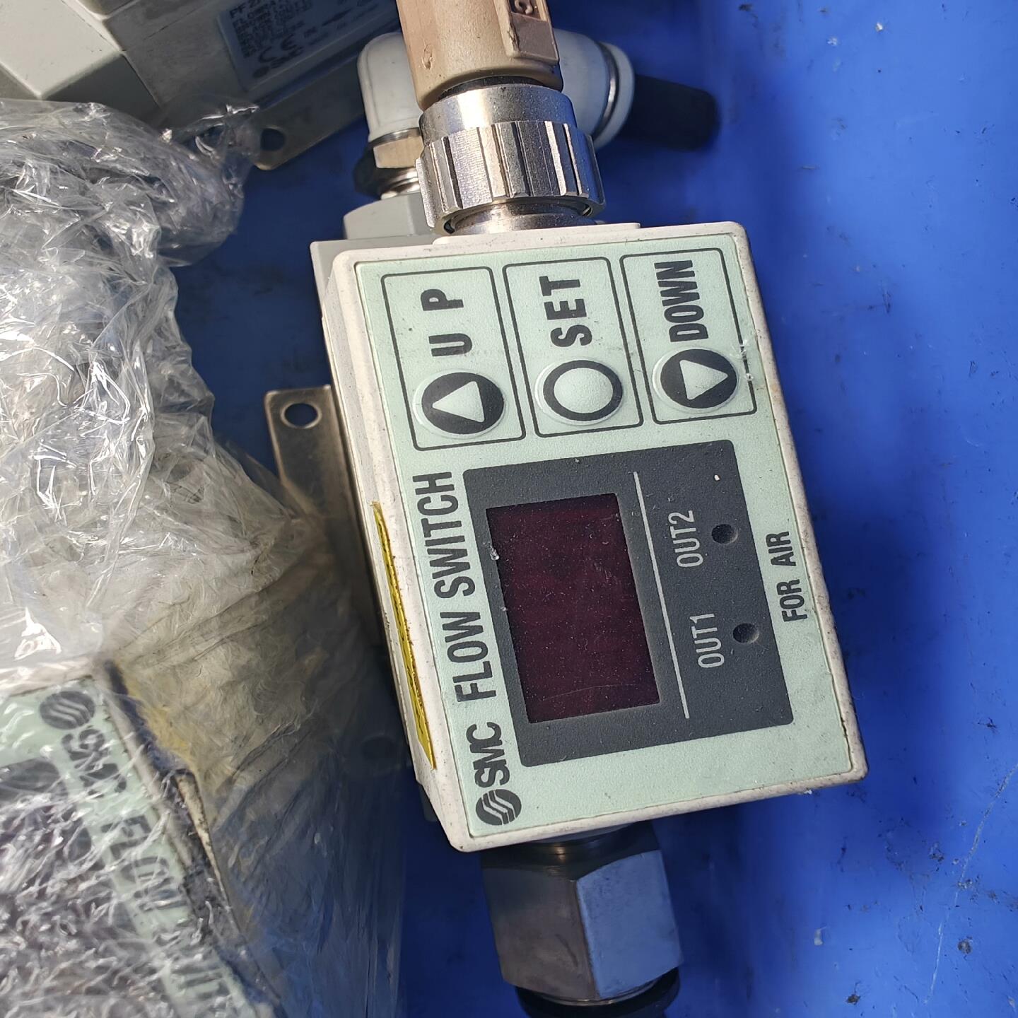 SMC  流量开关传感器 PF2A750-02-2；议价