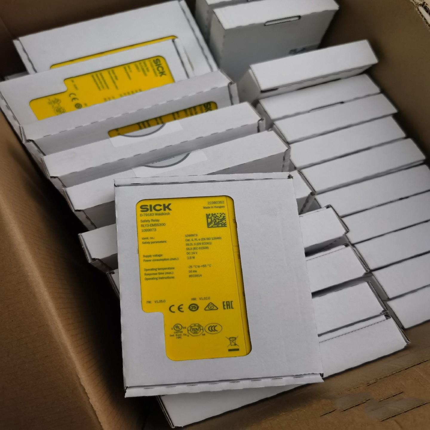 RLY3-OSSD300 1099969西克安全继电器SIC~询价