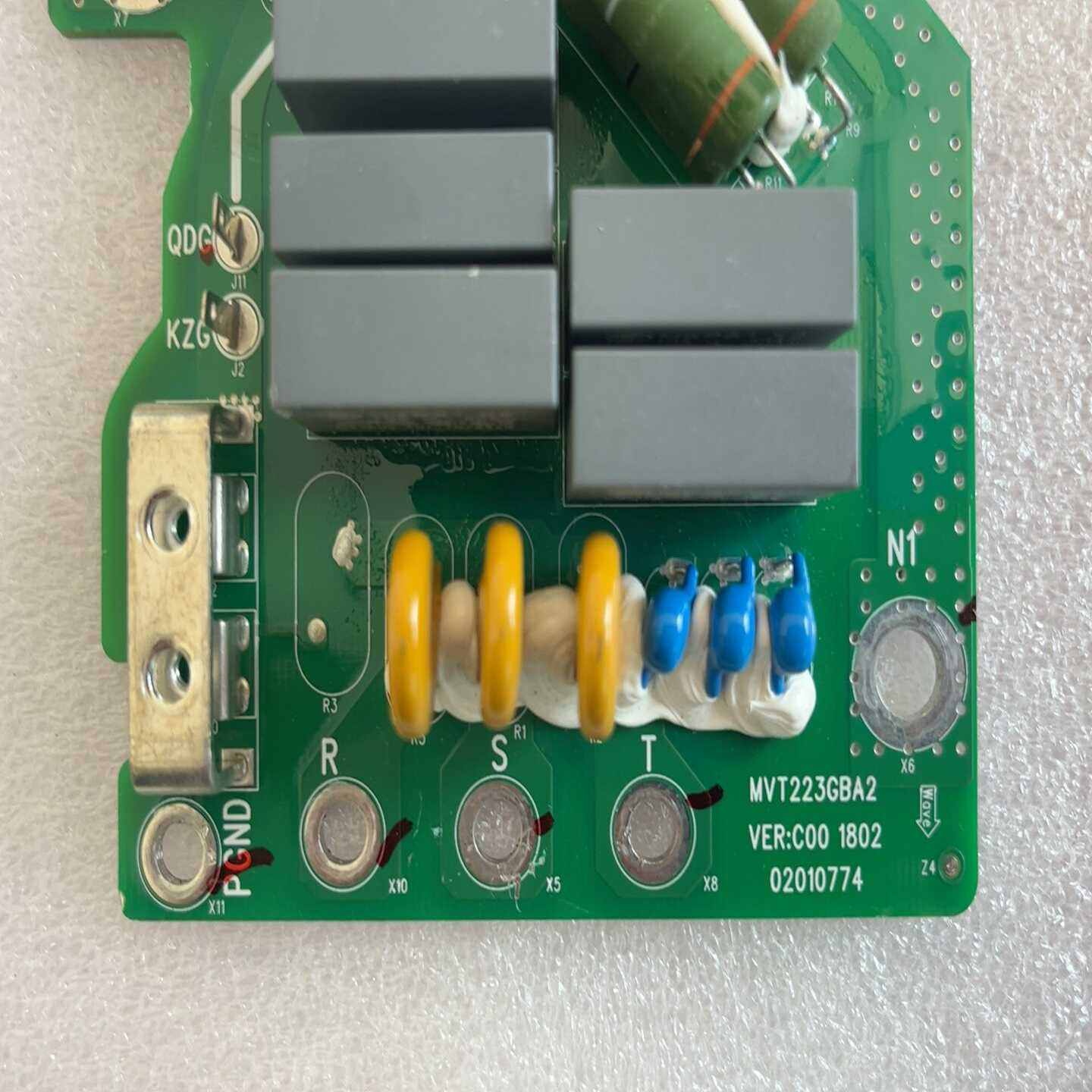 汇川变频器继电器板MVT223GBA2询价