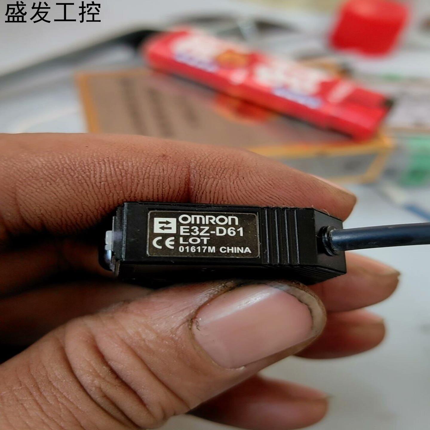 Omron欧姆龙欧姆龙回归漫反射光电开关 传感器E3Z-R议价产品