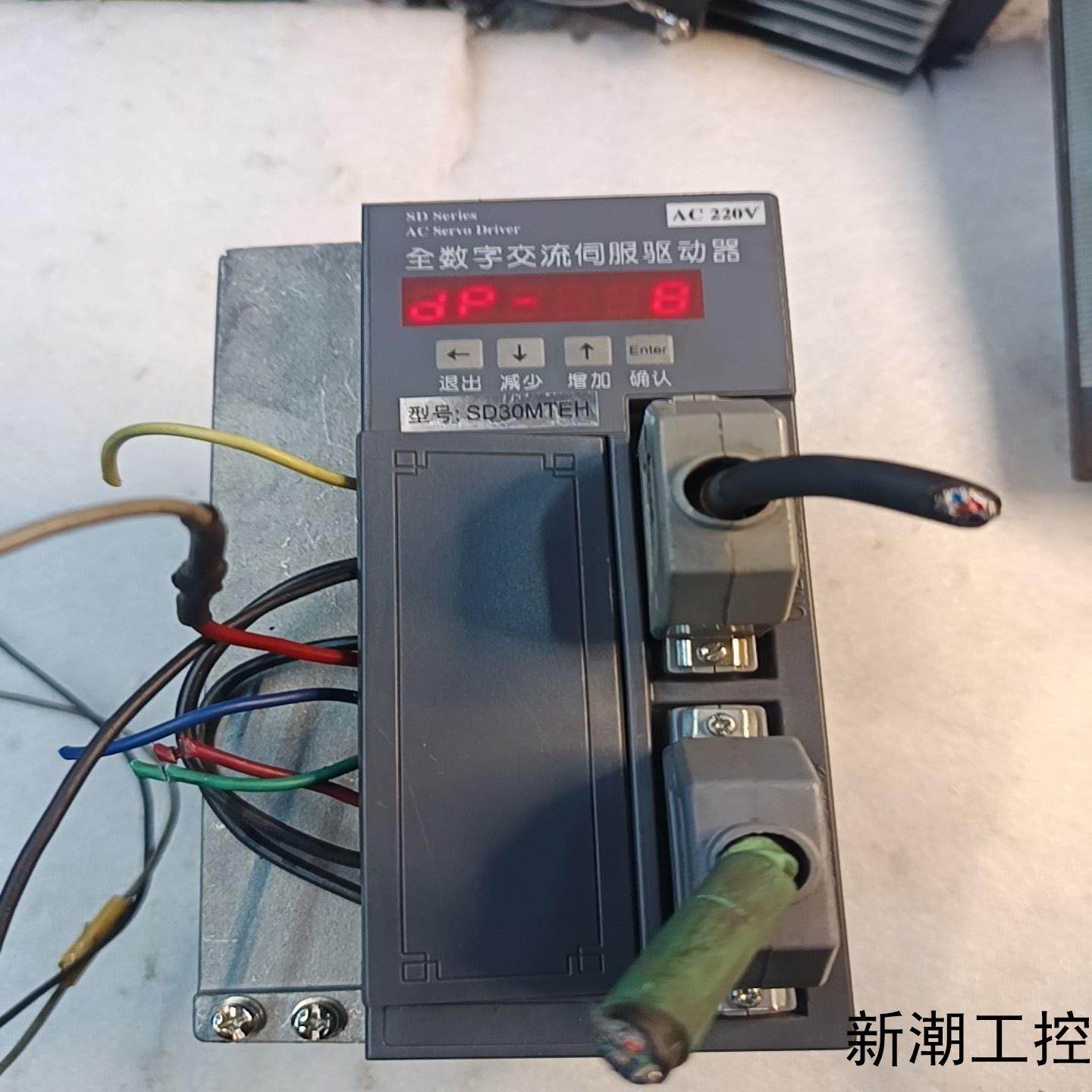 宇海新那克伺服驱动器SD30MTEH实物拍一台功能正常使用议价商品