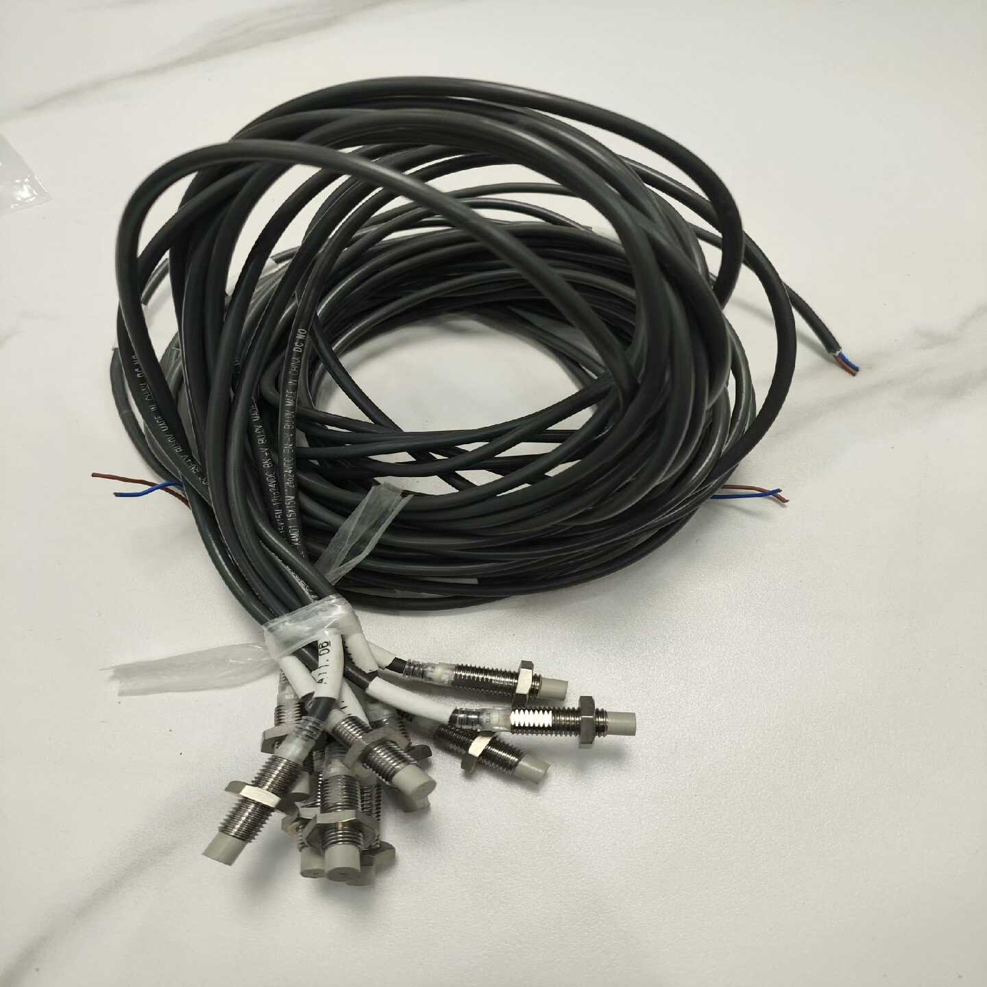 接近开关E2E-X4MD1询价