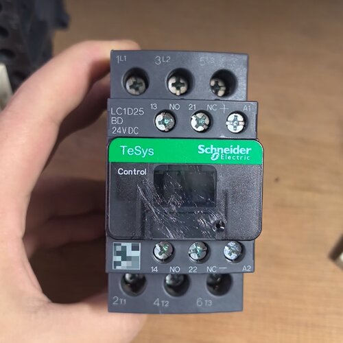议价直流接触器LC1D25BD黑色控制电压Dc2议价