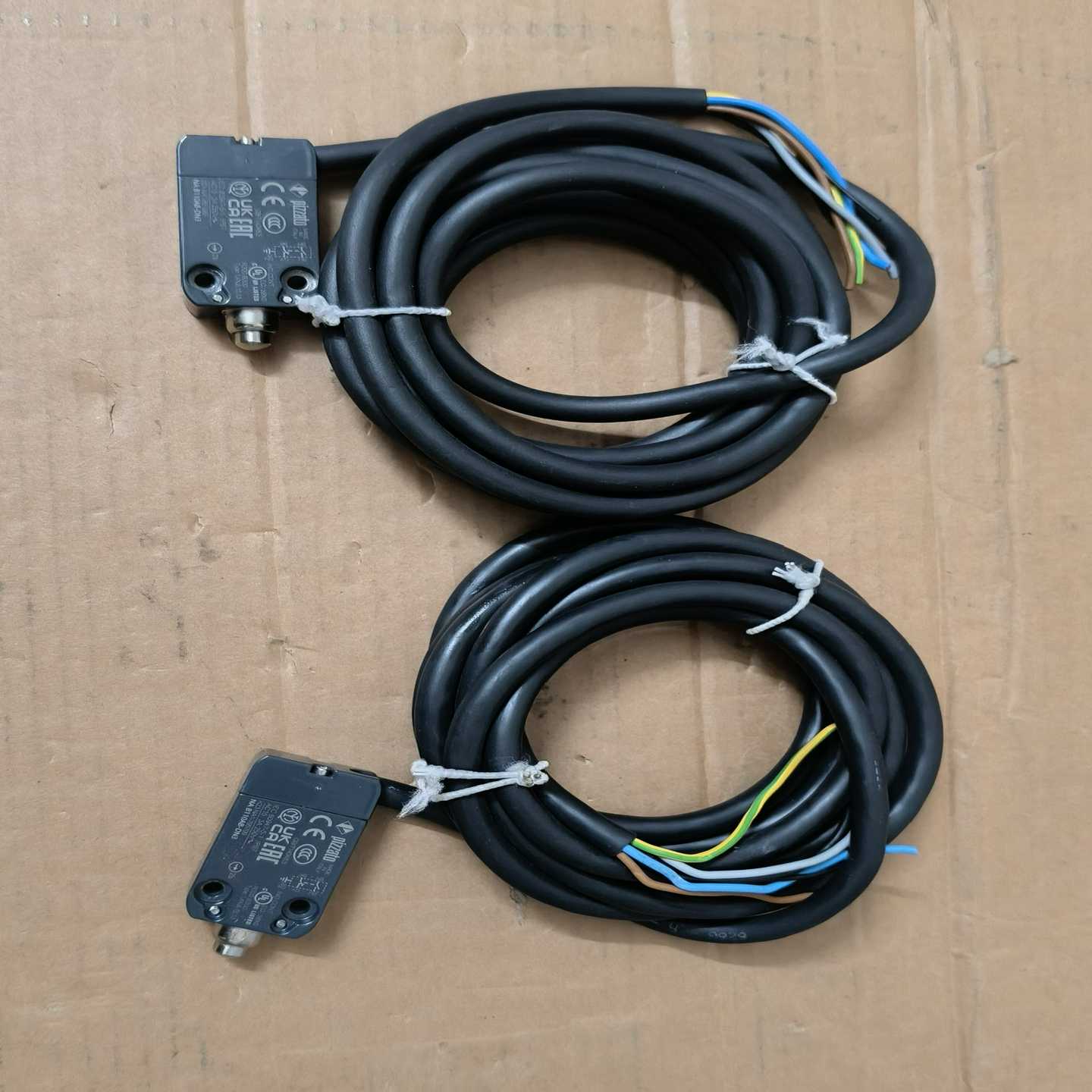 意大利pizzato行程开关NA110AB-DN3限位开关询价