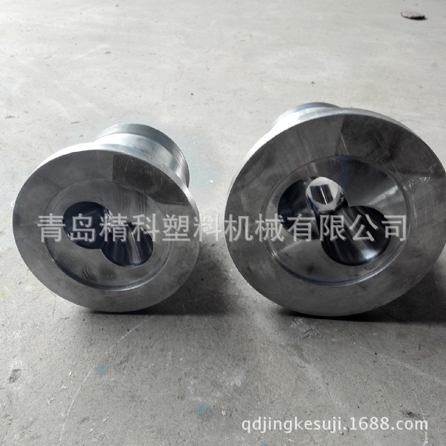 现货供应双螺杆塑料挤出机配件哈佛法兰模具钢锻造合流芯大螺母