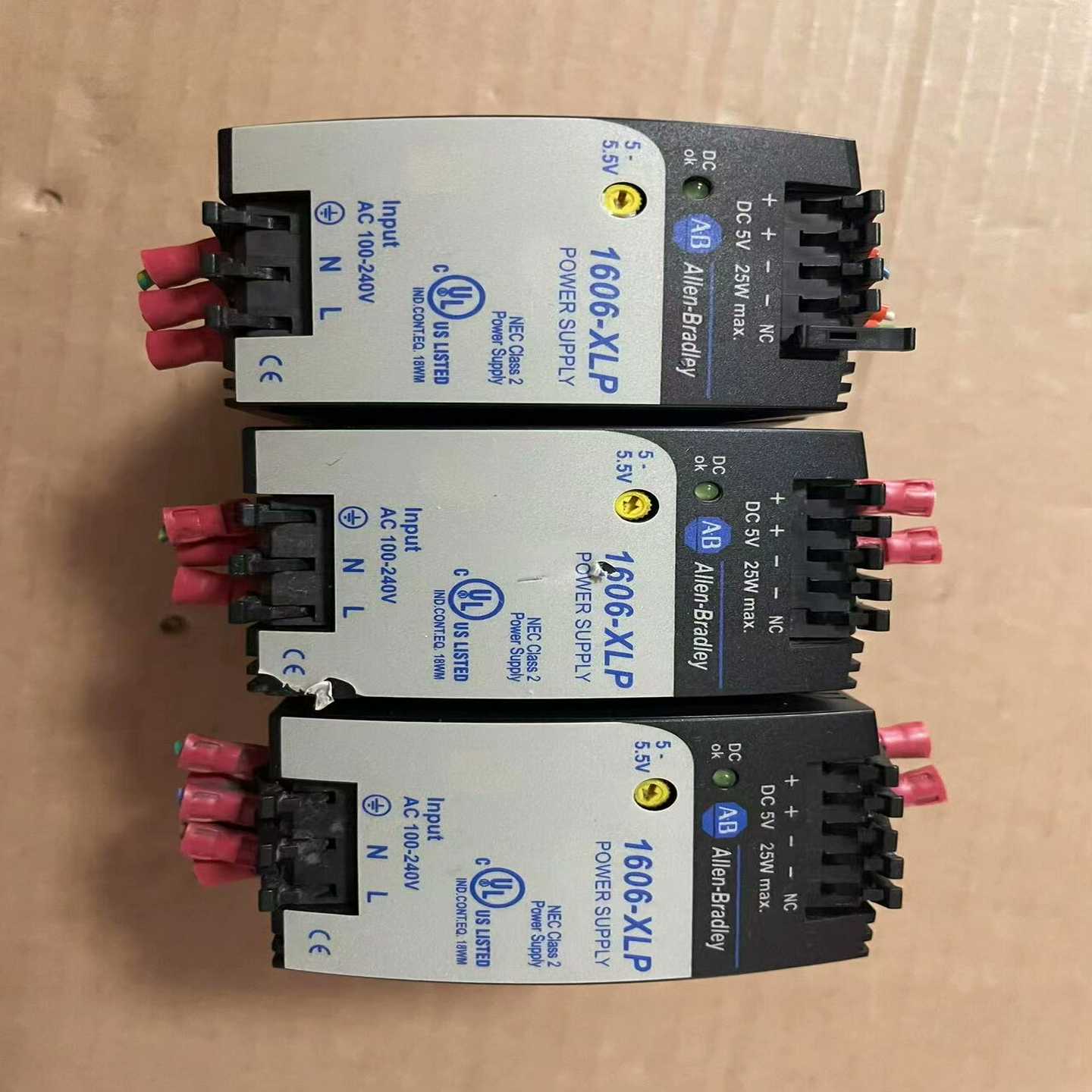 询价电源模块1606-xlp25，共三块，功能包好，成色如