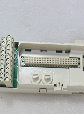 ABBTU830V13BSE013234R1EXTENDEDMODULETERMINATIONUNIT