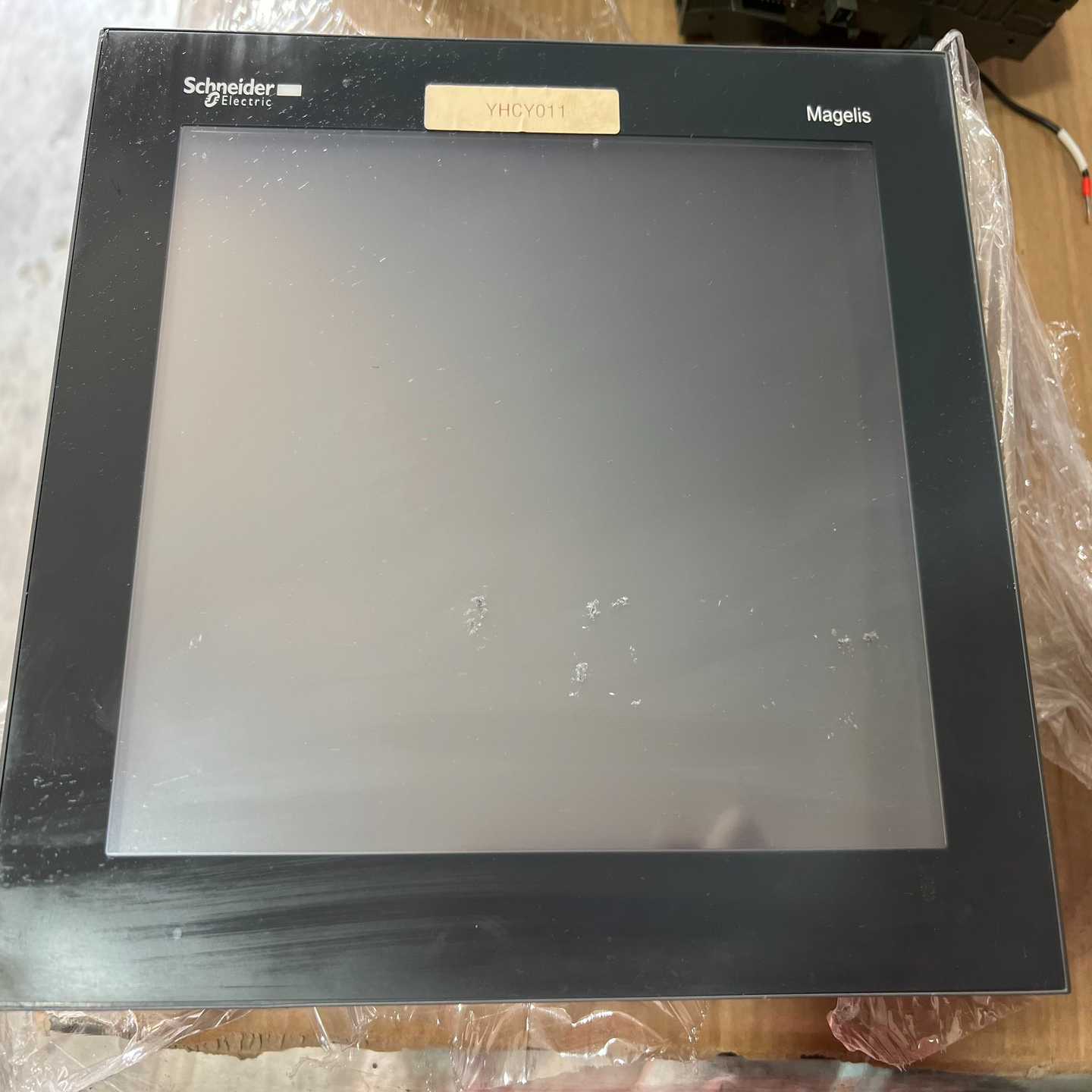 议价施耐德触摸屏HMIGTO5310，正常拆机，功能包好