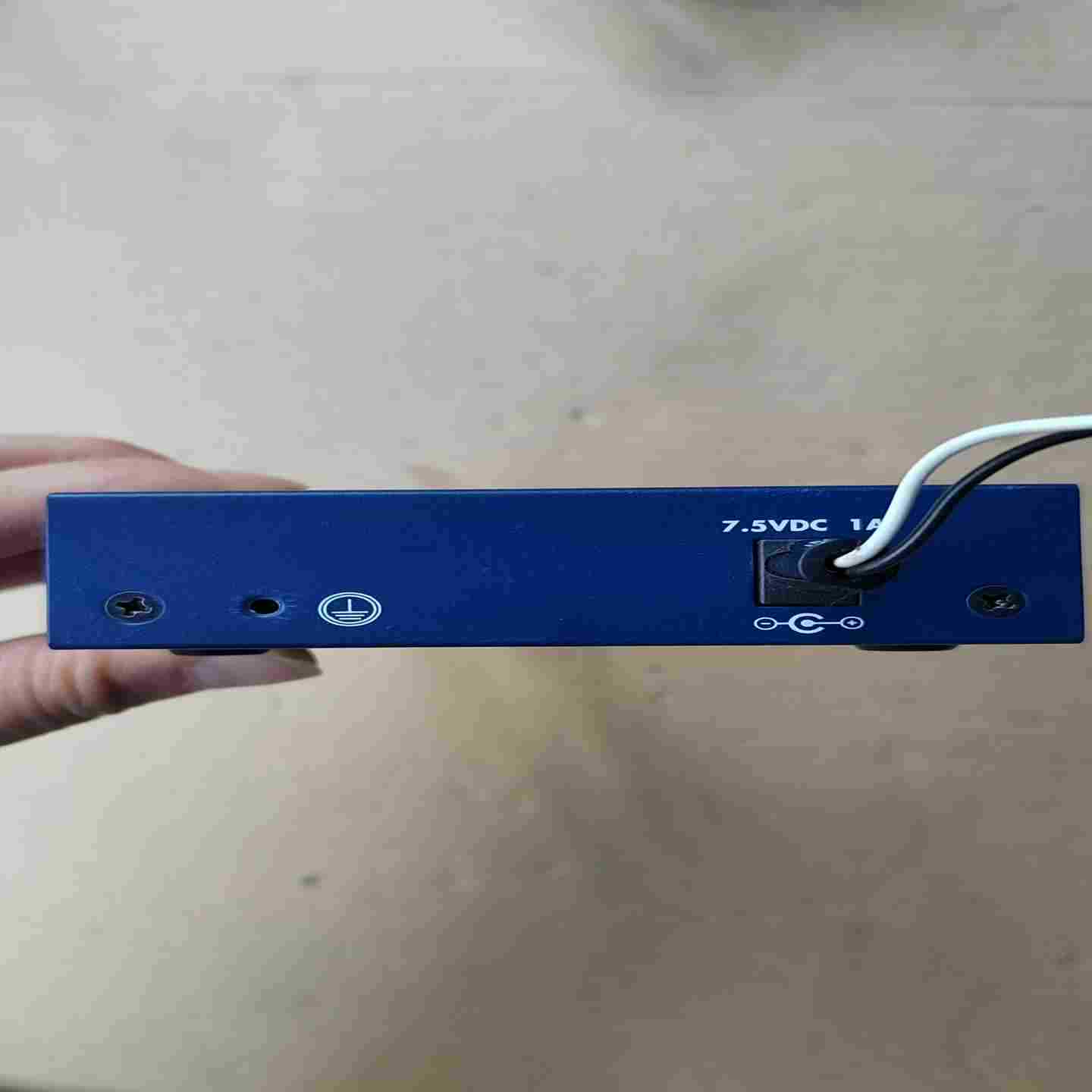 询价美国NETGEAR网管千兆交换机FS105