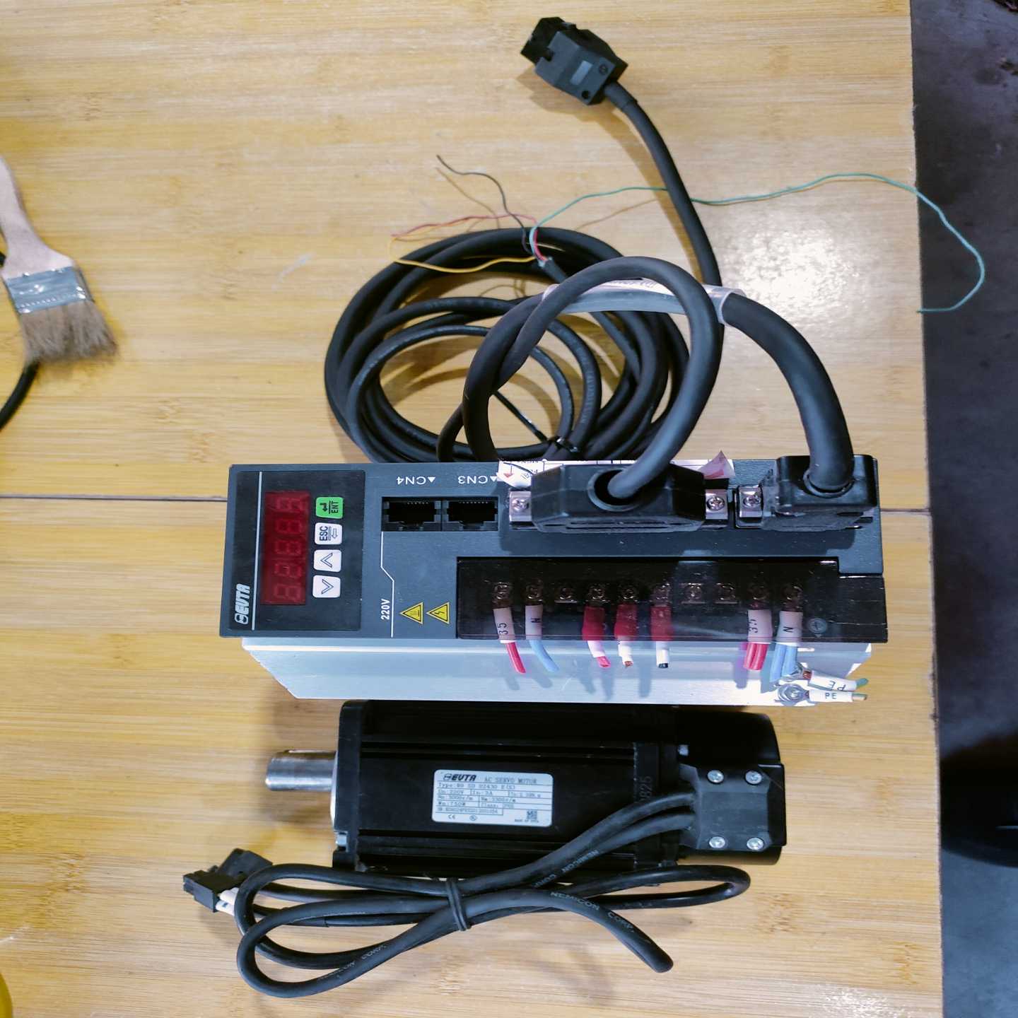 ID100 4R5 S 艾威图伺服驱动器~询价