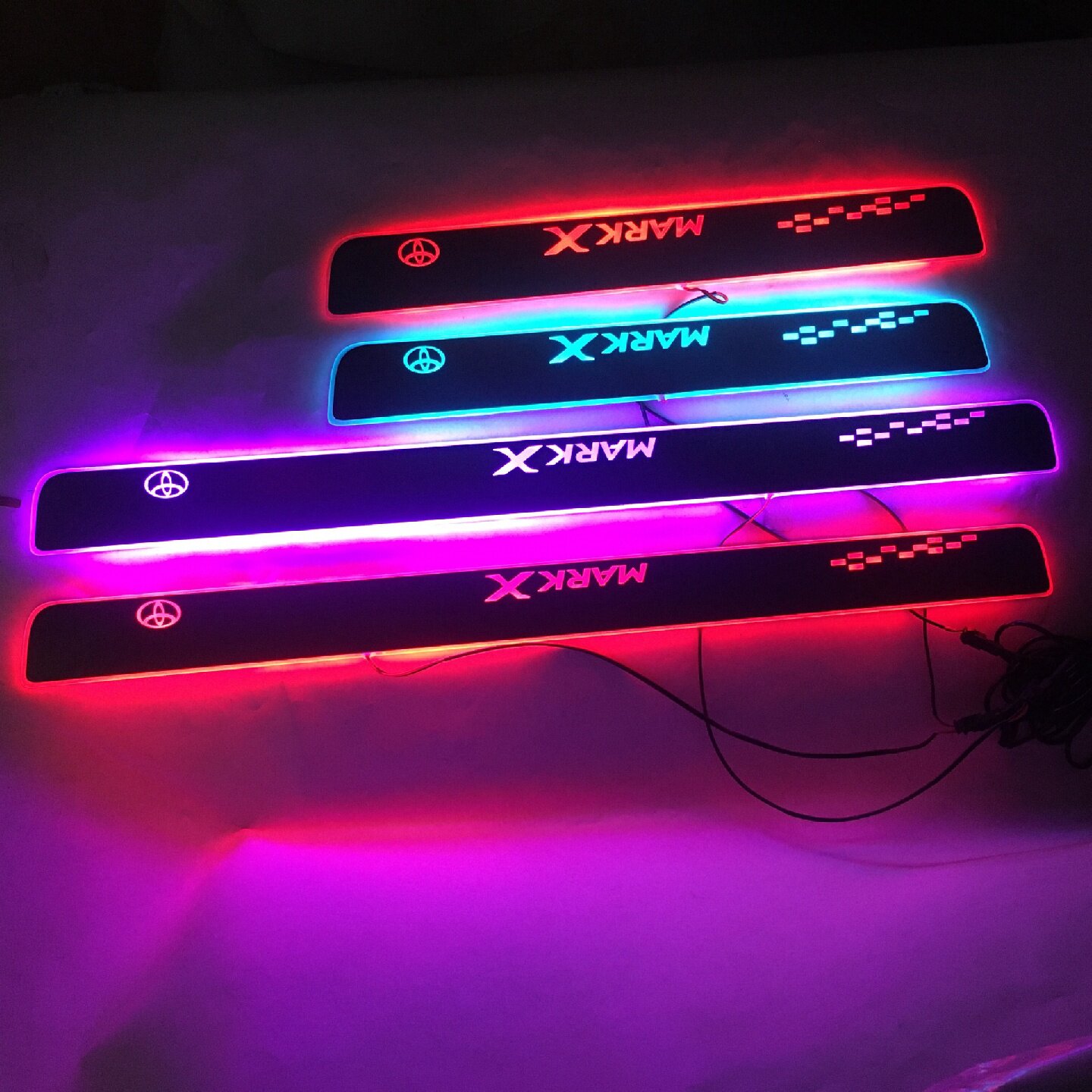 4片/磁铁遥控切换/REIZ锐志MARKX流光动态迎宾踏板LED灯门槛条