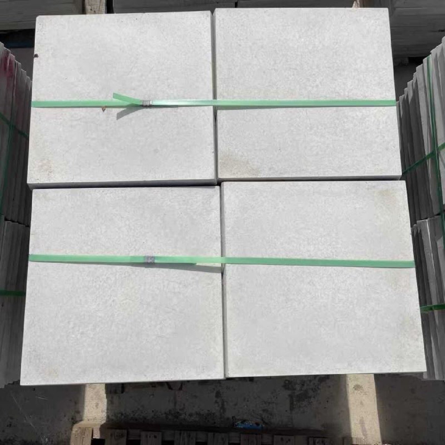 楼顶水泥隔热板屋顶隔热材料防晒层架空盖板降温隔热凳房顶隔热砖,基础建材,墙体外保温体系,淘宝优惠券,粉丝福利购,淘宝优惠卷