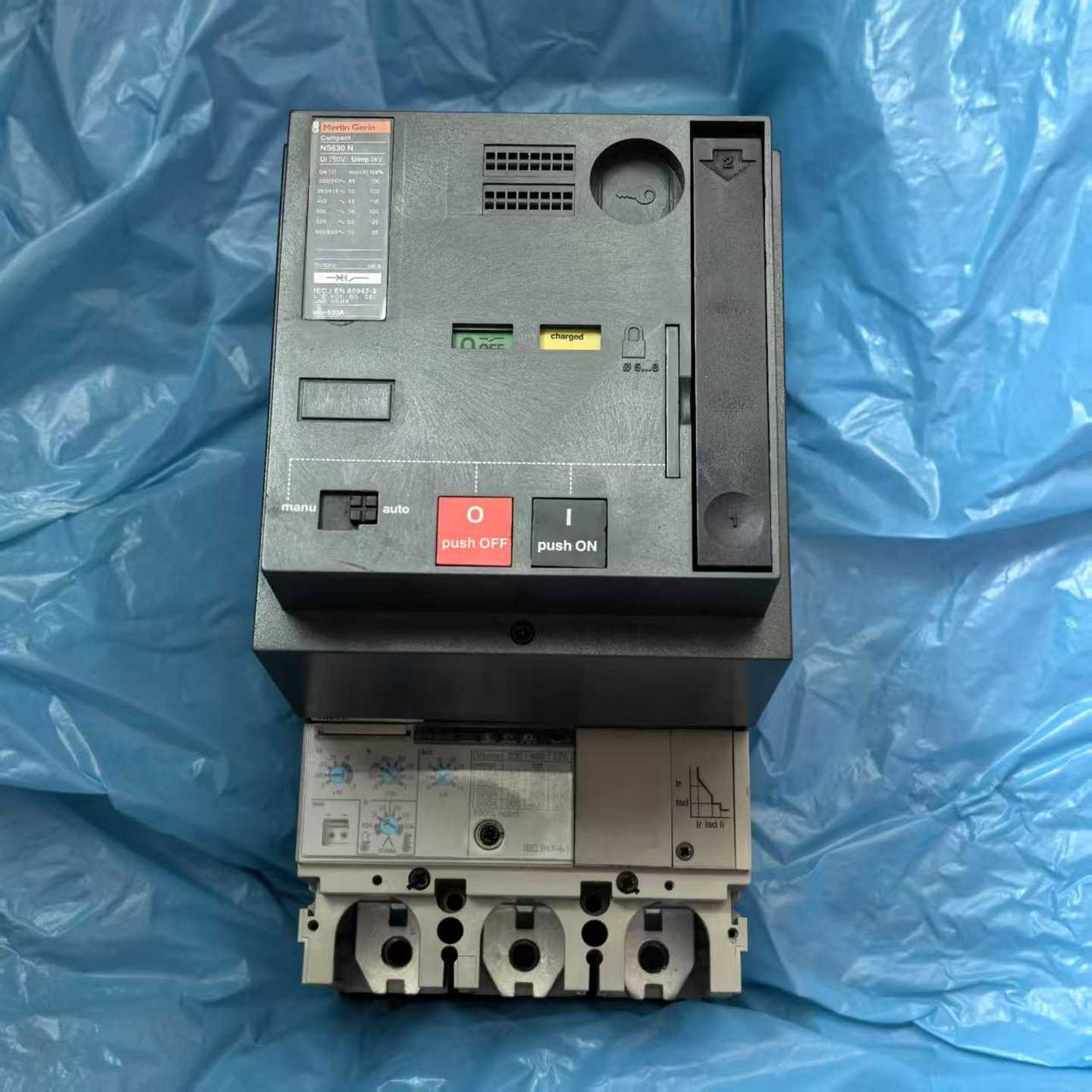 询价梅兰日兰NS630N断路器STR43ME.STR23SE